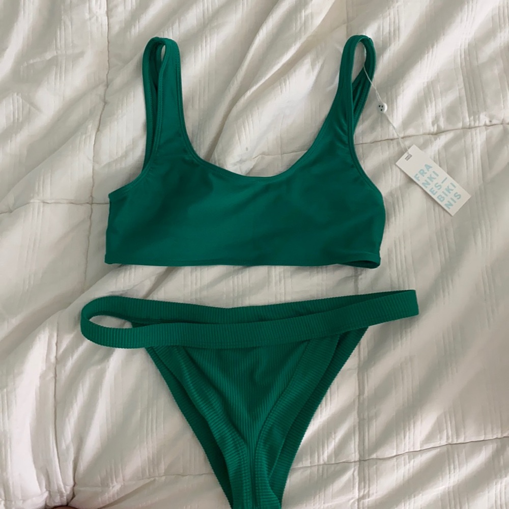 Frankies bikini set